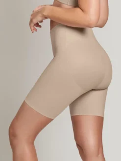 Faja pantalón invisible efecto levanta glúteos Leonisa 012992