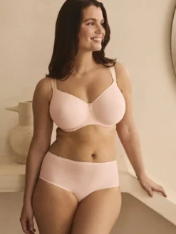 Sujetador con relleno Spacer y con aros Fantasie Rebecca Essentials Moulded