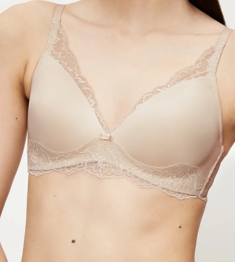 Sujetador sin aros con relleno Triumph Amourette Charm P